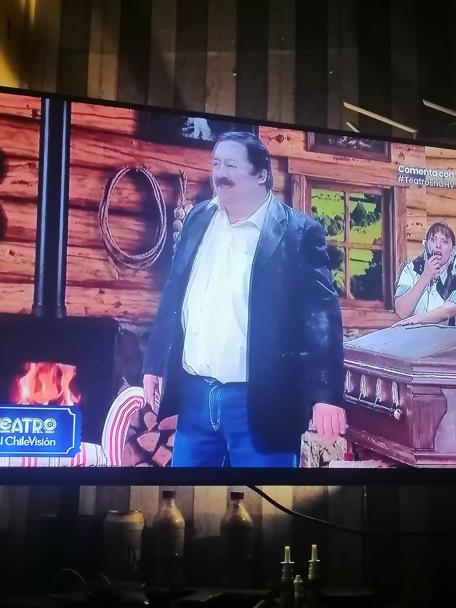 Segundo acto 10/10... Ajajajajajajaja no estaba muerto estaba de parranda   ... Filomeno nota Aparte ⭐ ⭐ ⭐ ⭐ ⭐  #teatroenchv