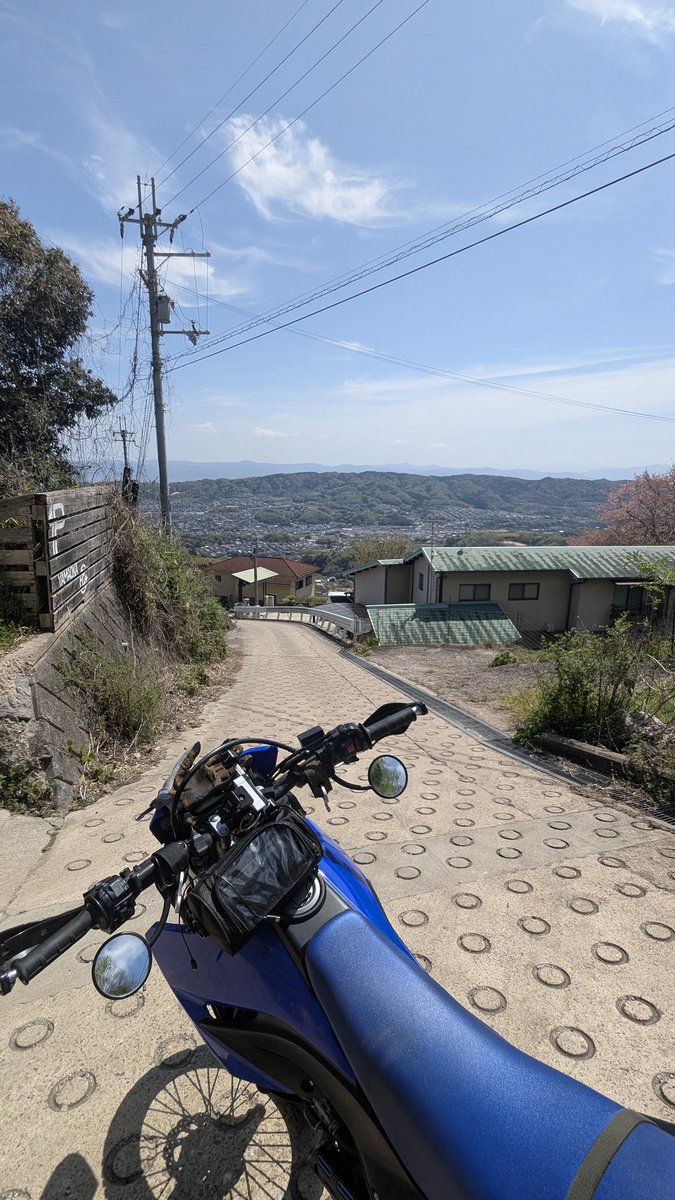 1108Randy's tweet photo. 今日も隙間時間に
機関維持走行👍
#無心になれる幸せ
#WR155R https://t.co/JUw8BHGJqw