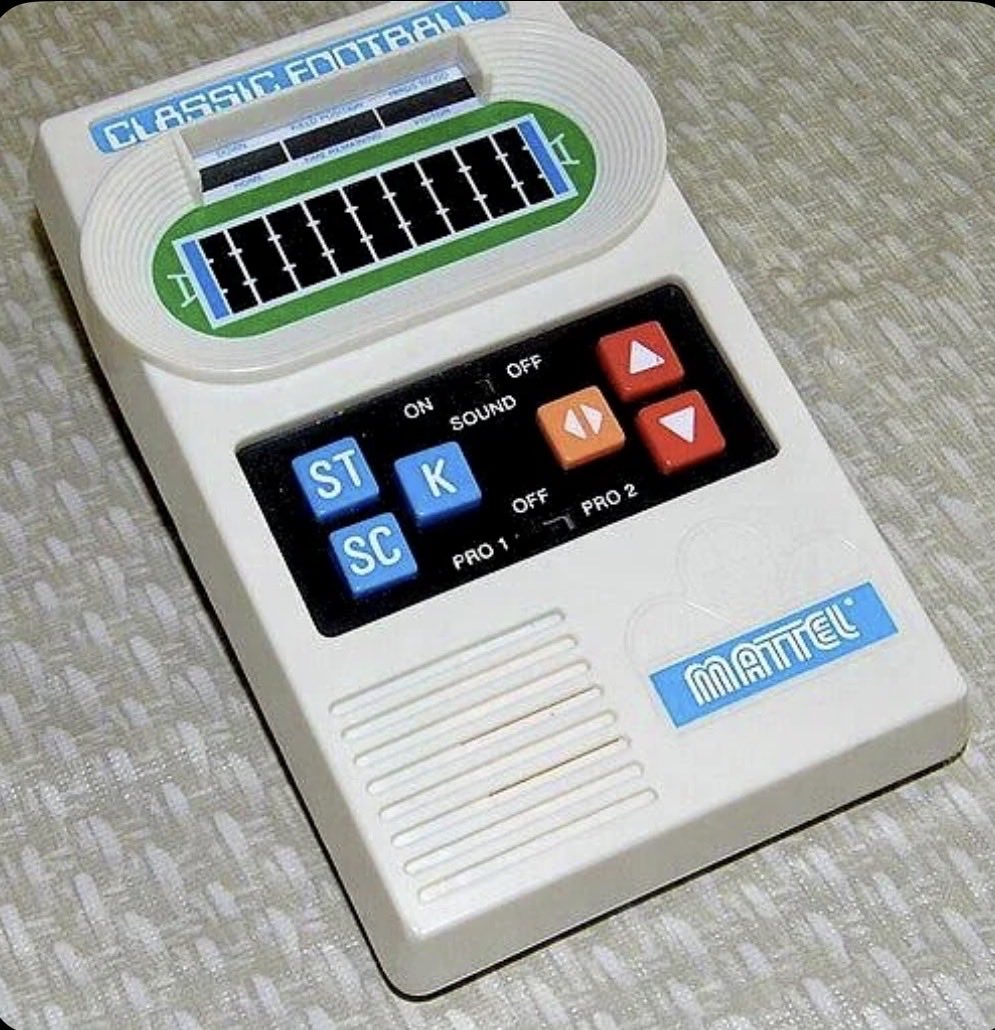 Lloyd Legalist tweet media