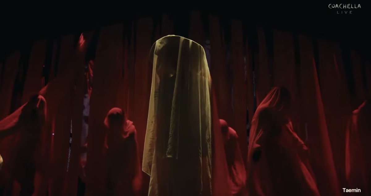 taemin akgae tweet media