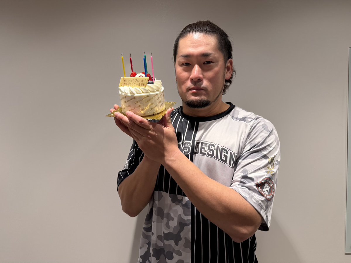 横浜DeNAベイスターズ tweet media