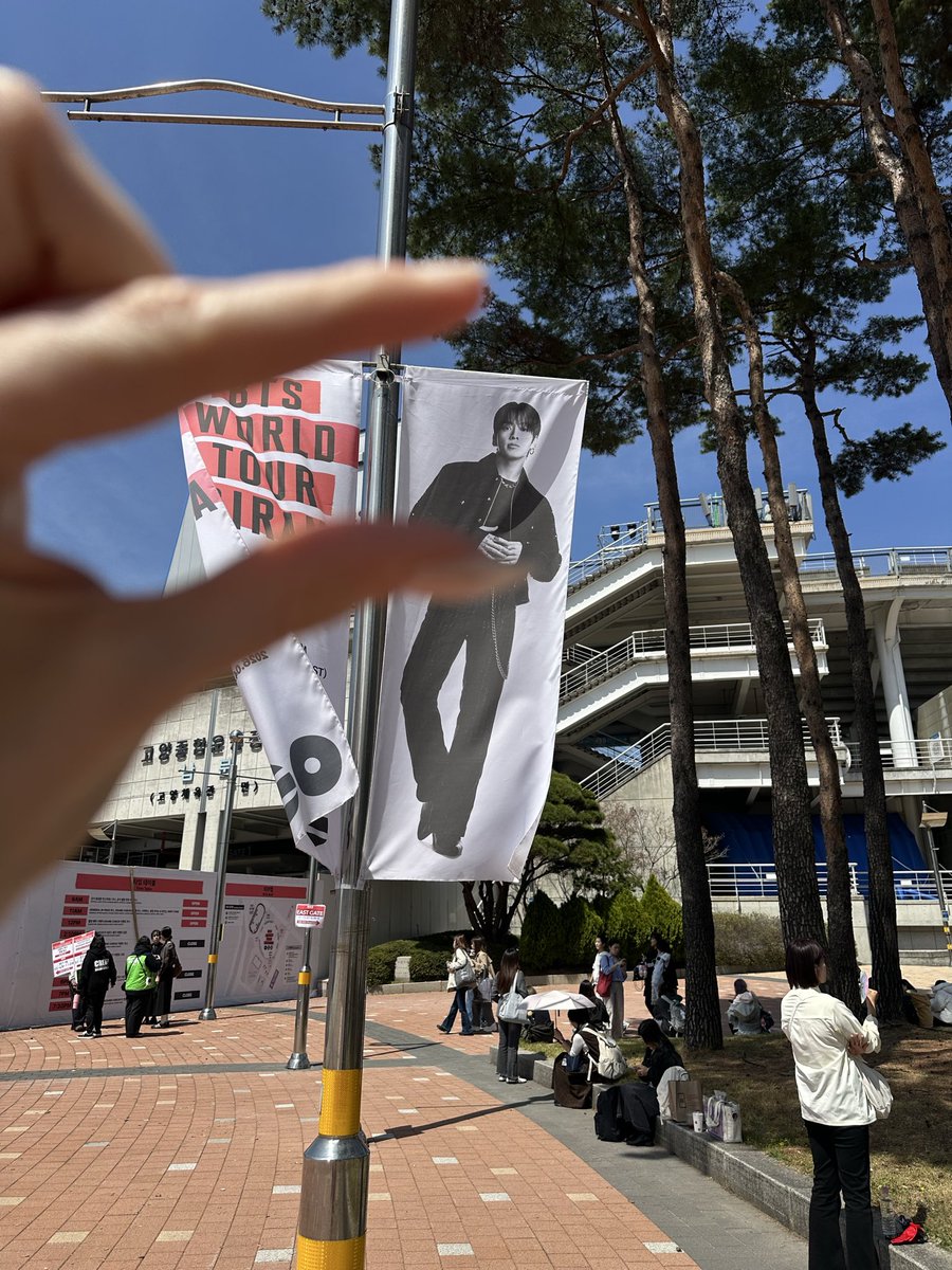 brooke⁷ GOYANG DAY 1🪭 tweet media