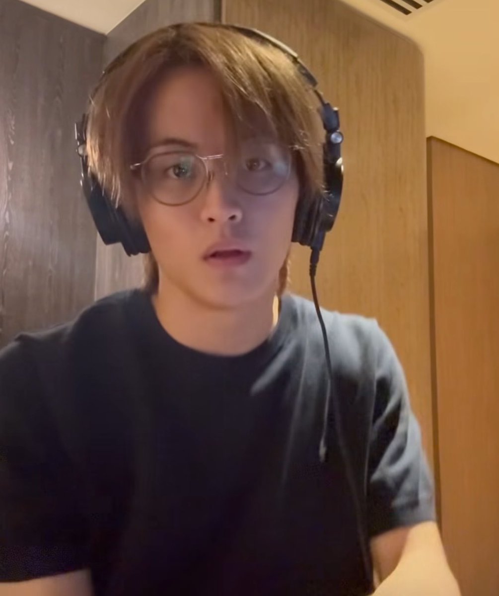 lnwmark every day i pray and cry tweet media