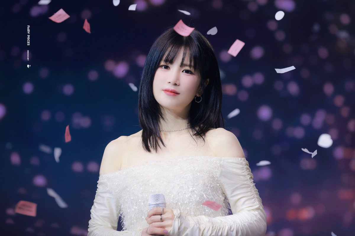 19910303net's tweet photo. 🌸 260411 #초롱 ( @Apinkpcr )

🤍🪽

#에이핑크 #박초롱 #APINK #CHORONG https://t.co/GIU4FTJubZ