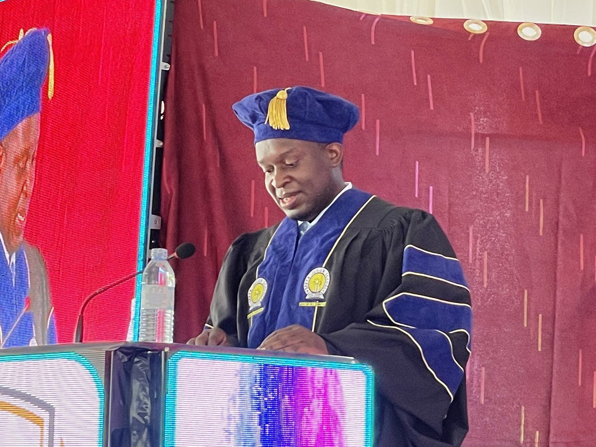 Hon Dr JC Muyingo Live tweet media