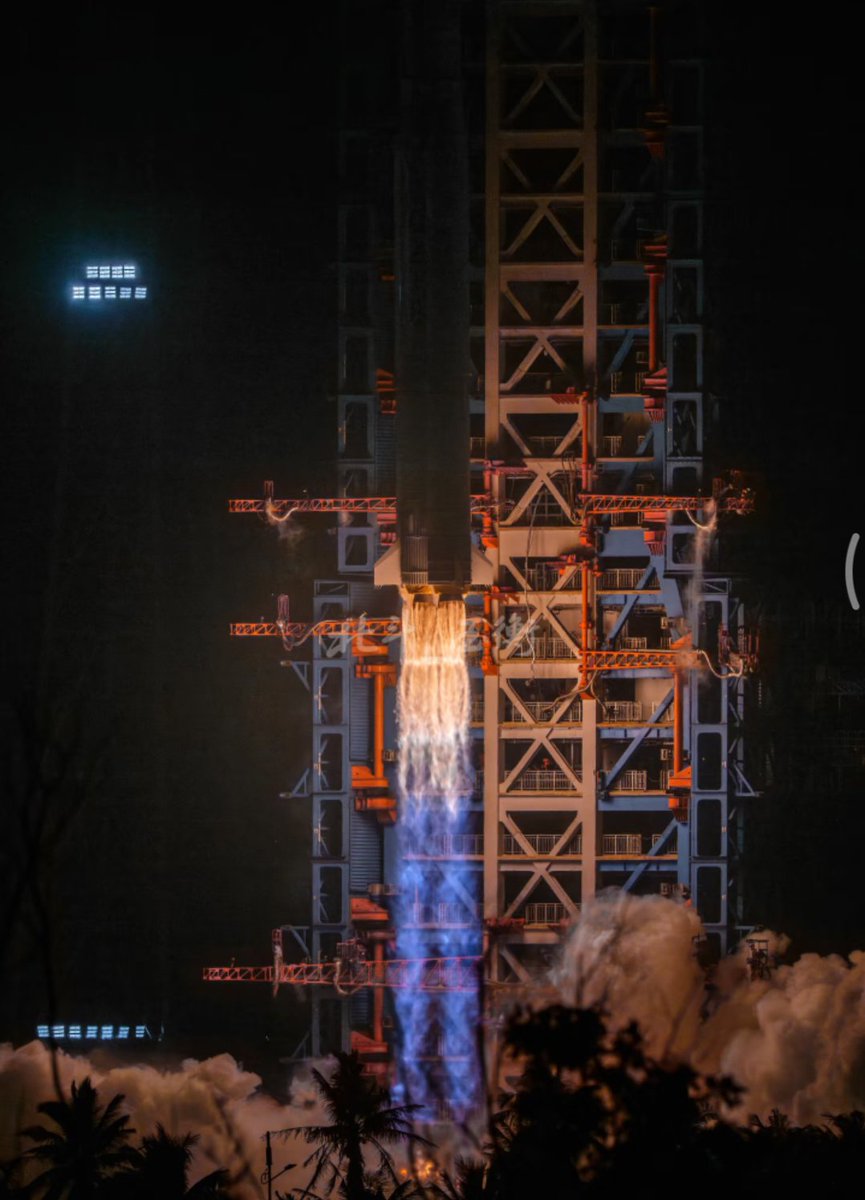 bufumingyue's tweet image. China’s 20th rocket launch of the year 🚀🇨🇳

#ChinaSpace #RocketLaunch #LongMarch8A #SatelliteInternet #SpaceNews #TechLife
