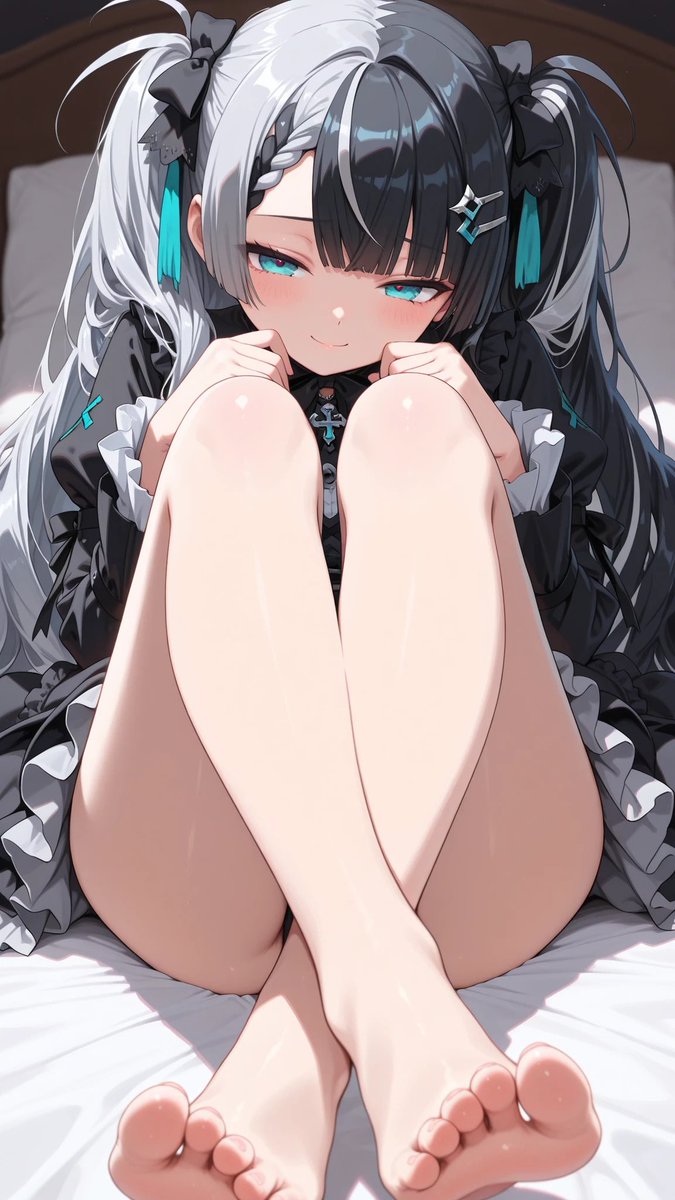 uxiuxi_creator's tweet photo. 黒タイツ、白タイツ、生足、黒ニーソどれが1番好き？🩷
#イラスト #可愛いすぎる https://t.co/v4boUkMDc1