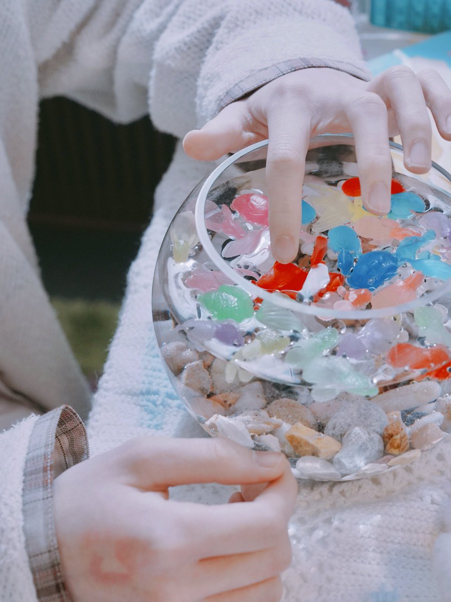 ⩌⩊⩌ tweet media