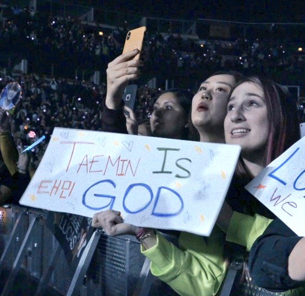 xoalsox_1807's tweet photo. Omg! Coachella reddit is loving Taemin so much!!! 
#TAEMCHELLA #TAEMIN_COACHELLA #Coachella2026 #Coachella 🔥 https://t.co/Qjg1p8PRwx