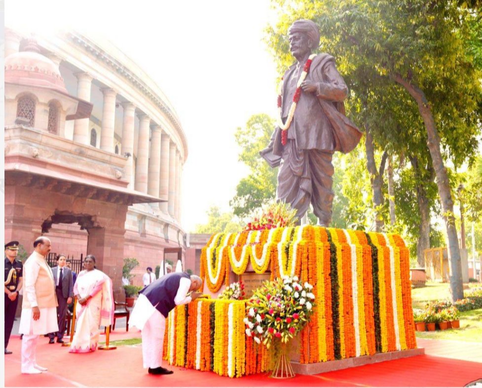 अब ये आदमी राम के नाम पर,हिंदुत्व के नाम पर, मुसलमानों के नाम पर वोट मांगने आए तो जूतों के मालों से इसका स्वागत होना चाहिए।