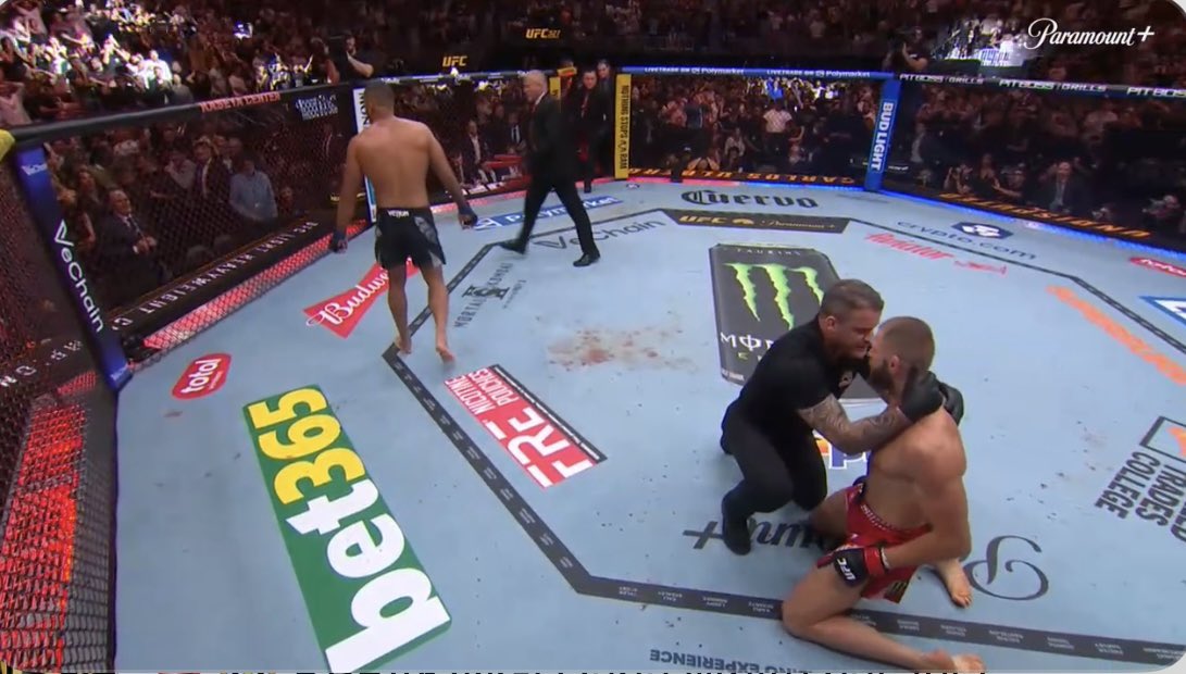 HOLY CRAP CARLOS ULBERG KO’d JIRI AND WON THE TITLE WITH ONE LEG 😮 #UFC327