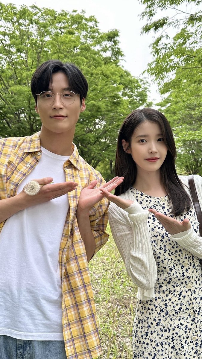 아이유 에델바이스 tweet media