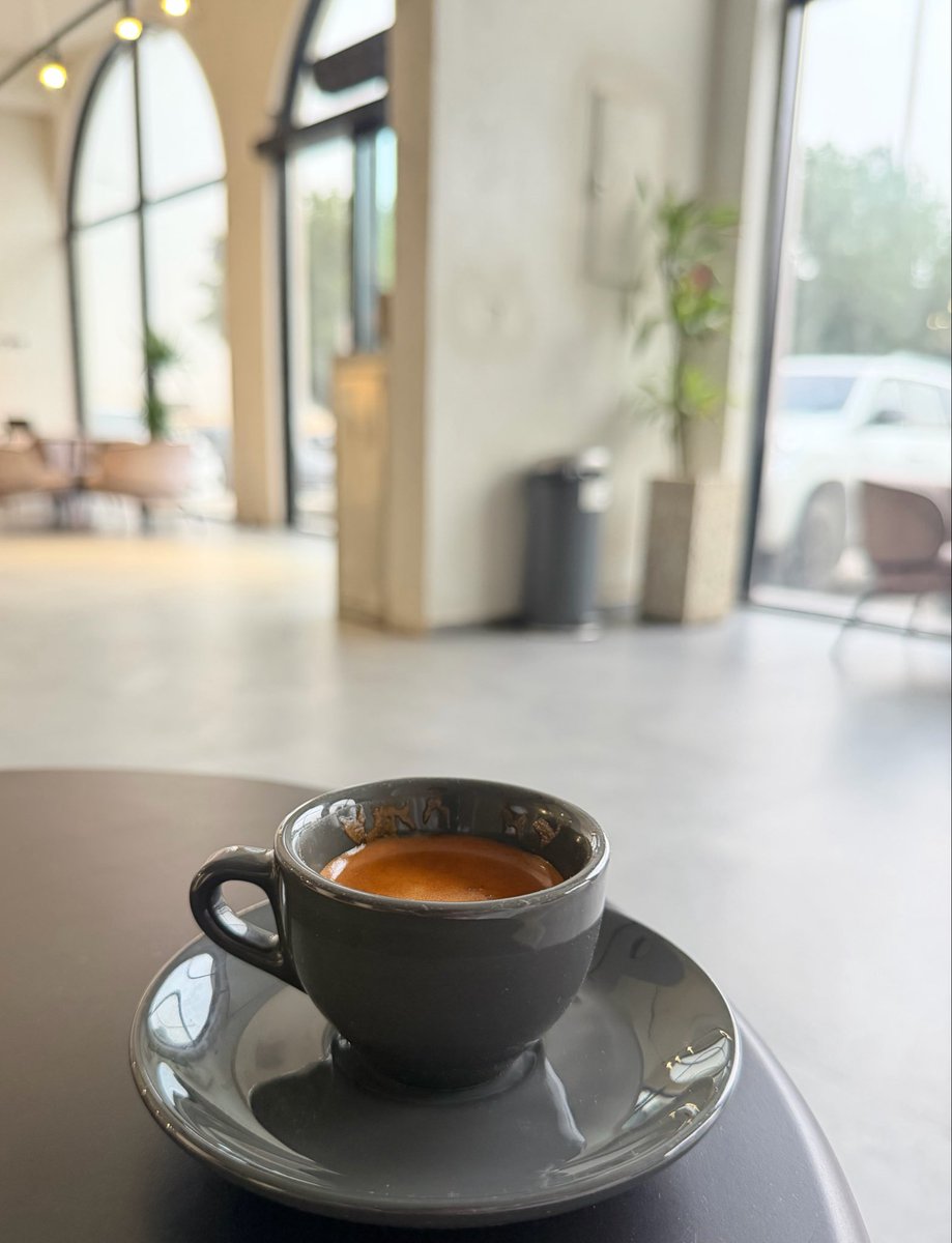 #صباح_الخير

صباح السعادة ☕️
يوم جميل وبداية أجمل ✨