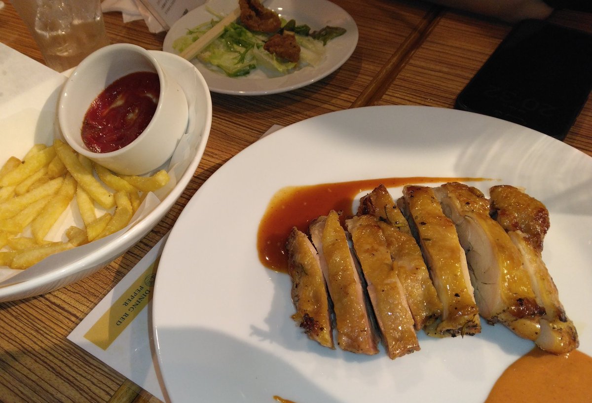 willar666's tweet photo. なんやかんや唐揚げ祭り実施中。 #CoCo壱番屋 #REDPEPPER #きんのつる #唐揚げ #福岡グルメ https://t.co/4yy1Nd8FGK