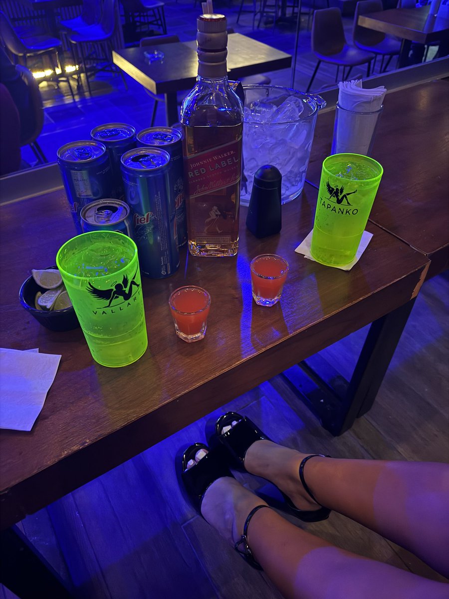 ABBI Y ALEX 😈 tweet media