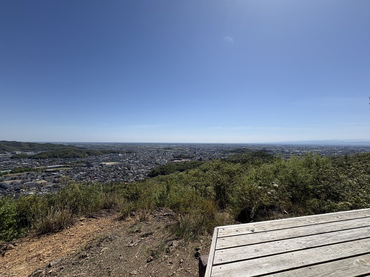 d8345's tweet photo. 両崖山（までもうちょい）登山中⛰️ https://t.co/BrAVcC3L0F