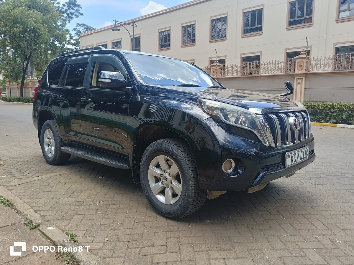 JaMtoka's tweet image. • 2015 Toyota Land Cruiser Prado — GDJ150 🇯🇵
• KSh4.5 Million 
• Fuel Tank: 87L
• Mileage: 111,242km
• Location: Nairobi 🇰🇪
• +254733665551 — WhatsApp 
• michael@beyondtarmac.co.ke

• 2800cc 4-Cyl Turbodiesel (1GD-FTV)
• 177bhp @ 3400 rpm
• 450Nm @ 1600-2400 rpm
•