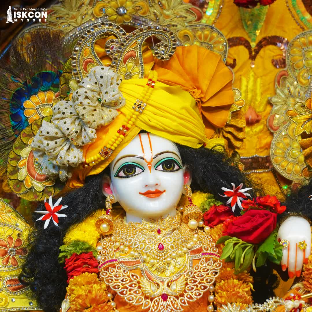 ISKCONMYSORE's tweet image. Darshan on Sunday, 12th April 2026 at ISKCON Mysore

#darshan #krishnabalaram #mantra #iskcon #sanatanadharma #radhekrishna #divinegrace #japa #god #meditation #vedic #divine #krishna #sundayvibes #spiritualsunday