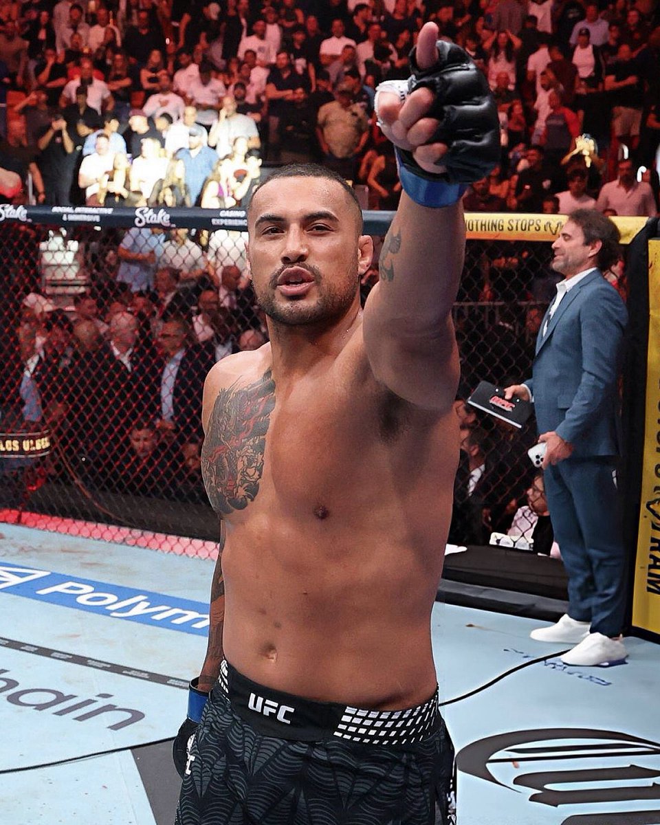 FightFiends_'s tweet photo. And NEW🏆

Ulberg via KO🇳🇿
#UFC327 https://t.co/XwLjf1YJlf