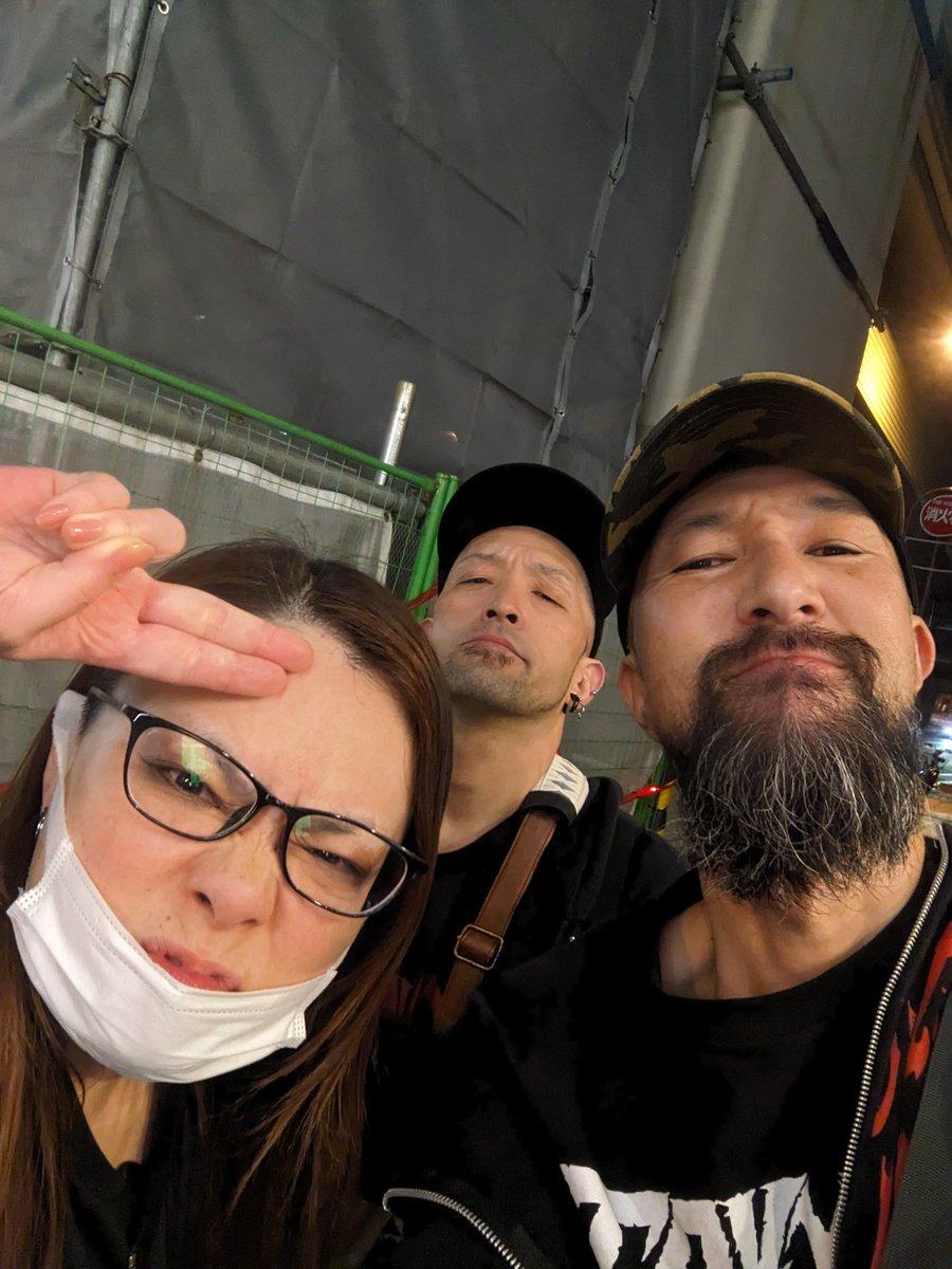 Blind hate tweet media