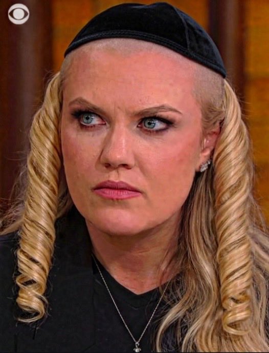 DaniByTheBeach's tweet image. #STOP