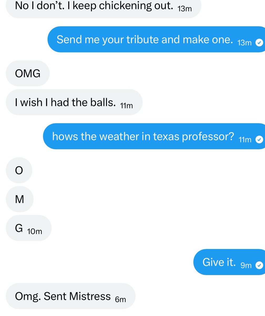 Miss Flavia💋 tweet media