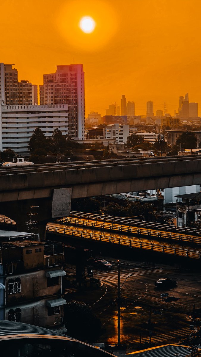 「ไปไหนก็ได้ โตล้าว」 tweet media