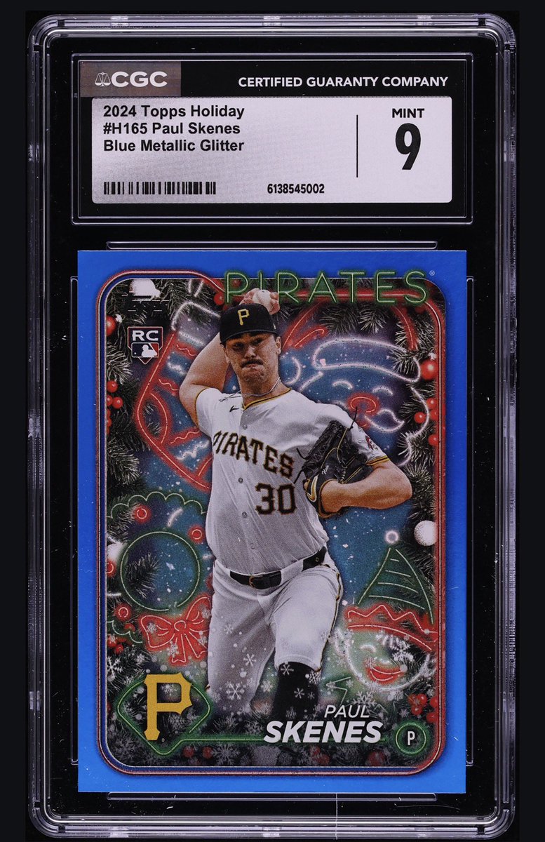 CleskeyC's tweet photo. Paul Skenes – 2024 Topps Holiday Blue Metallic Glitter Rookie. CGC 9 MINT.

🔹 Population 1 of 2 (only one graded higher)
🔹 Rare blue metallic glitter parallel
🔹 3 bids so far

⏰ Extended bidding starts in 22 hours. Last chance.

👉 Bid here: https://t.co/8cOR4EeTnx

#PaulSkenes #ToppsHoliday #RookieCard #Pirates #BaseballCards #FanaticsCollect