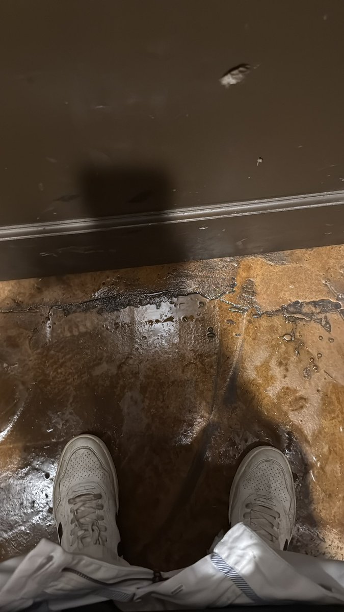 DolfHitler420's tweet image. Had to shit at the bar at formal. Trembling in fear right now. #notgood #shit