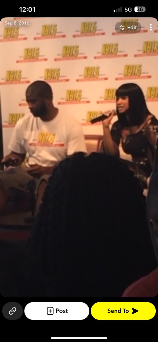_slayahedition's tweet photo. @Bardibardi66341 Ouuuu hold on I just seen her tonight but here’s my 2016 receipts . So proud of Cardi, I cried 3 times https://t.co/U0LvdmptLx