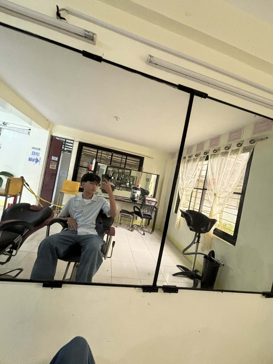 SwegKhai's tweet photo. 😛 https://t.co/uB5DKSNWHU