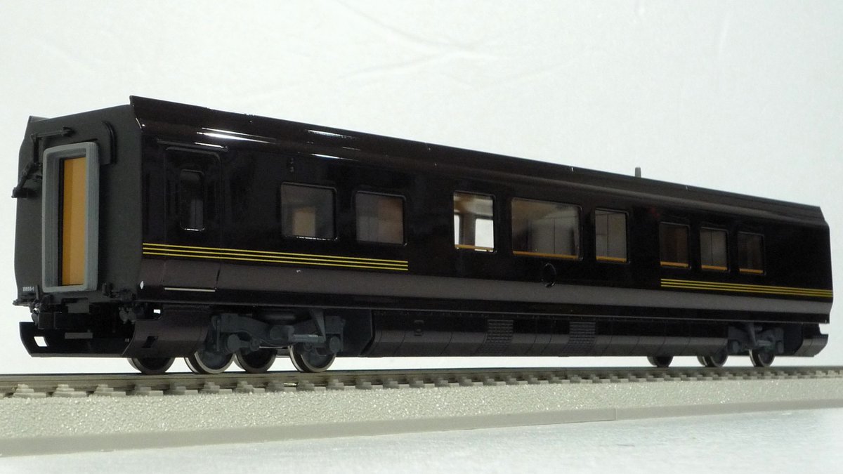 endo_tachikawa's tweet photo. 特別車両 ~プレミアムシリーズ(エンドウ80周年記念製品)
・143,000円(税込)1セット在庫あります。
匠の技を用いた塗装ならび美しい光沢、さらにインテリアに注力した逸品です。
※添付パーツも日章旗など~
#E655 https://t.co/ViObdaVrk0