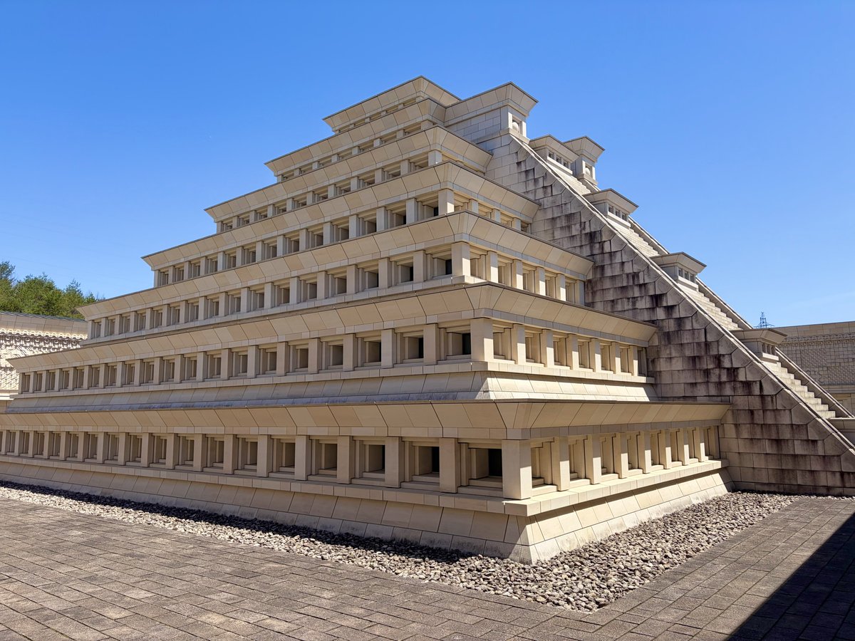 こあみん tweet media