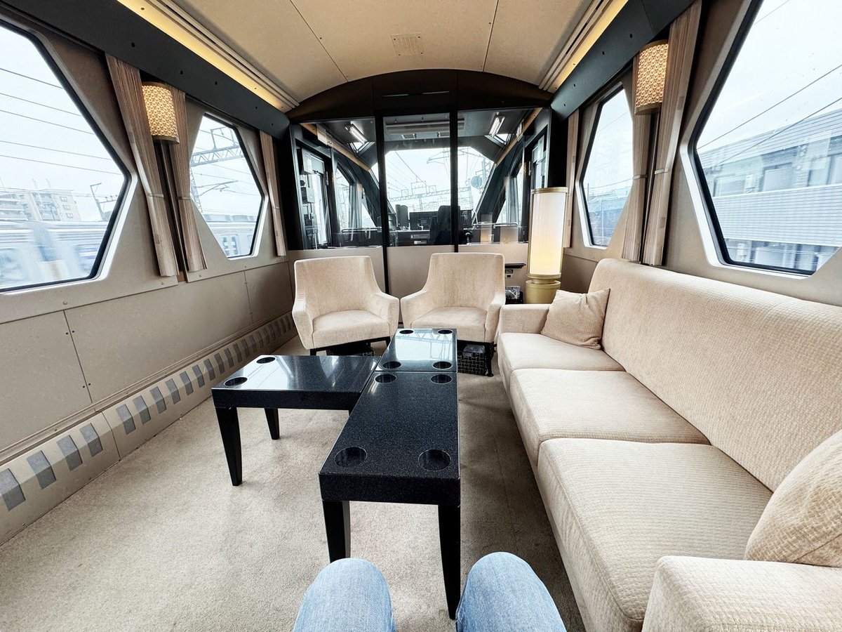 getnewsfeed's tweet image. 【鉄道旅】日本最高峰の贅沢な電車・スペーシアXの「コックピットスイート」に乗ってみた
getnews.jp/archives/37109…