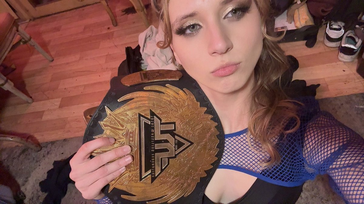 sweet caroline tweet media