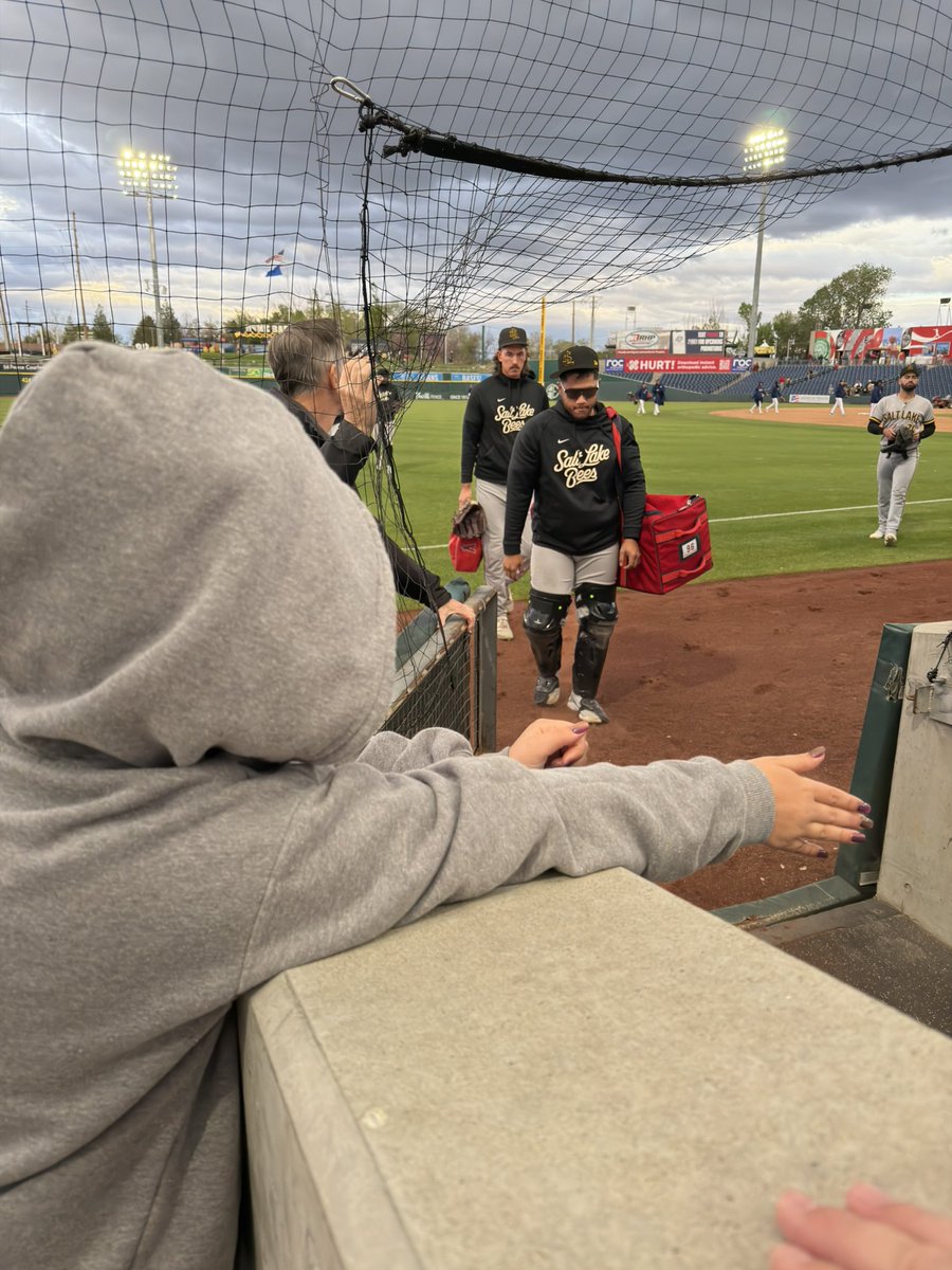 <a href="/SaltLakeBees/">Salt Lake Bees</a> was in Reno tonight  cool to see <a href="/Angels/">Los Angeles Angels</a> CMoore play live besides getting ejected