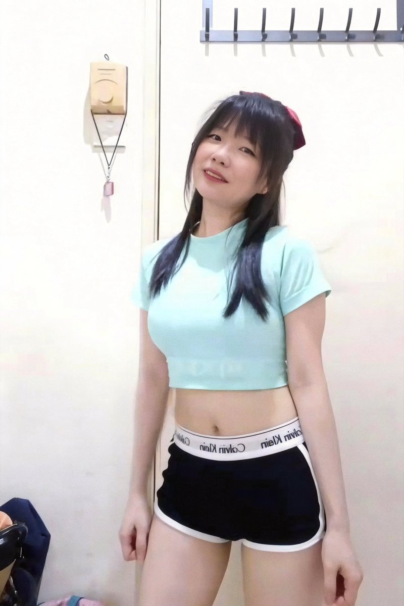 cutieblur tweet media