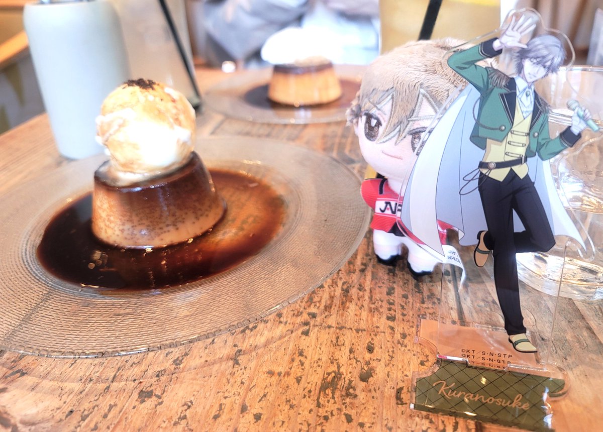 プリン食べに行った