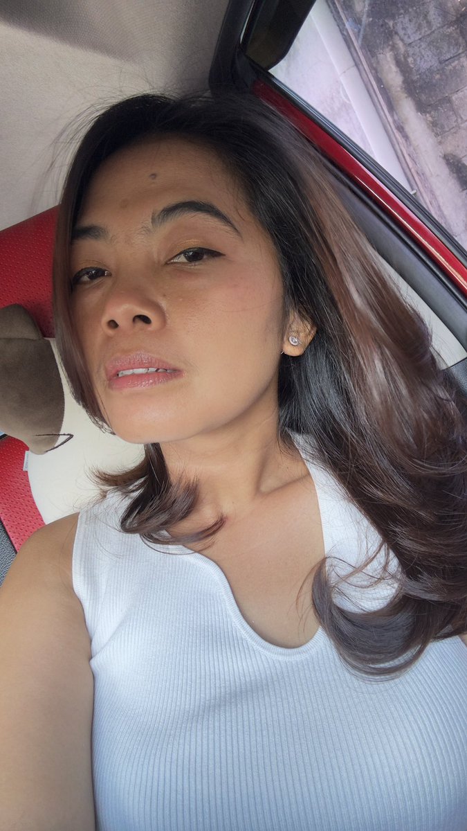 onikputriani's tweet photo. Aku ga ada niat godain, tp klo kamu tergoda ya gimana yaaa.. https://t.co/L7p5U6Vcu1