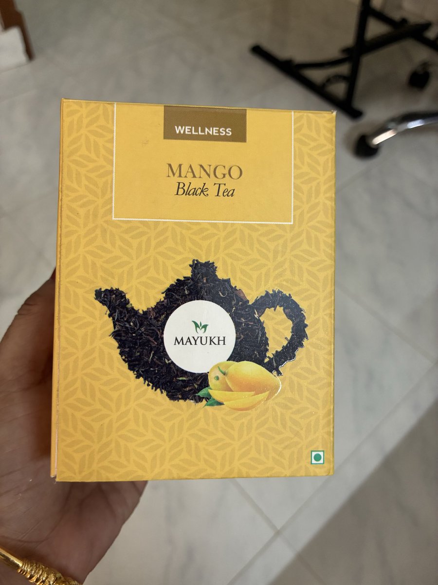 AnithaChelliah's tweet photo. Only motivation to run is for the food! டீ தூளும் , fridge magnetக்கிற்கும் பேரன்புகள் @Gayathri_Nathan @nithyasuja get it from me when we meet for the next time 

@Rhythm_Reverie_ @rajtwts !
A day well started ! #sundayrun ❤️❤️ https://t.co/VeWVXW3ipt
