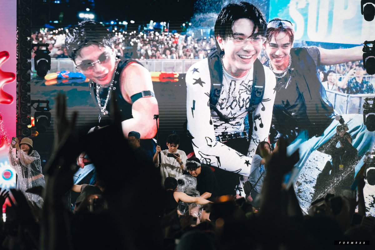 formrxx's tweet image. สงกรานต์ 4 ปีกับ #TRINITY_TNT 💕