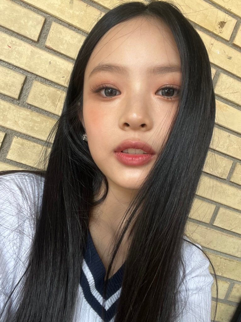 Haaannnii1's tweet photo. 제가 너무 좋아합니다 https://t.co/EzsvP9kgE4