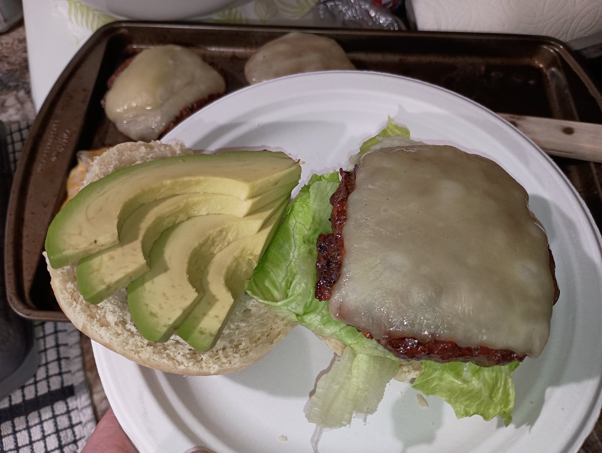 Christopher W. tweet media