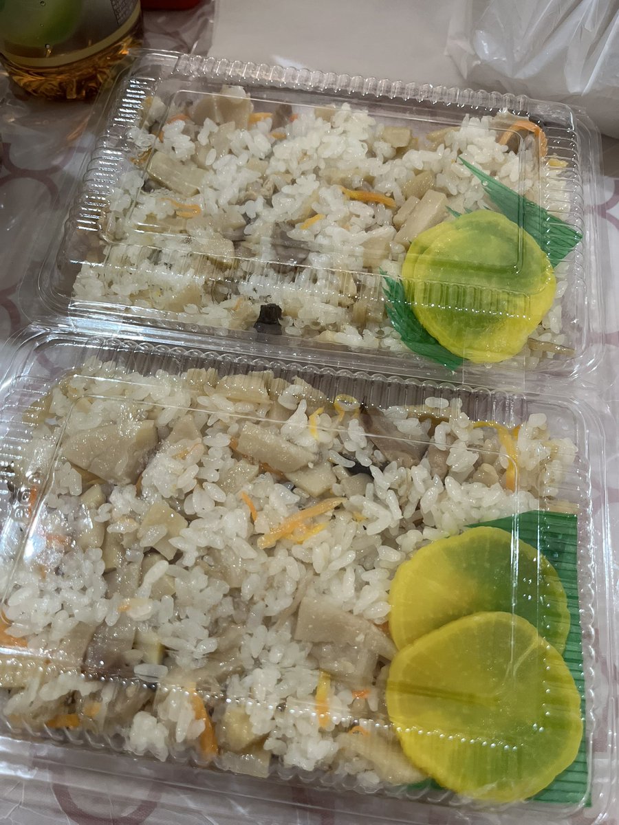 Tヴァイス tweet media