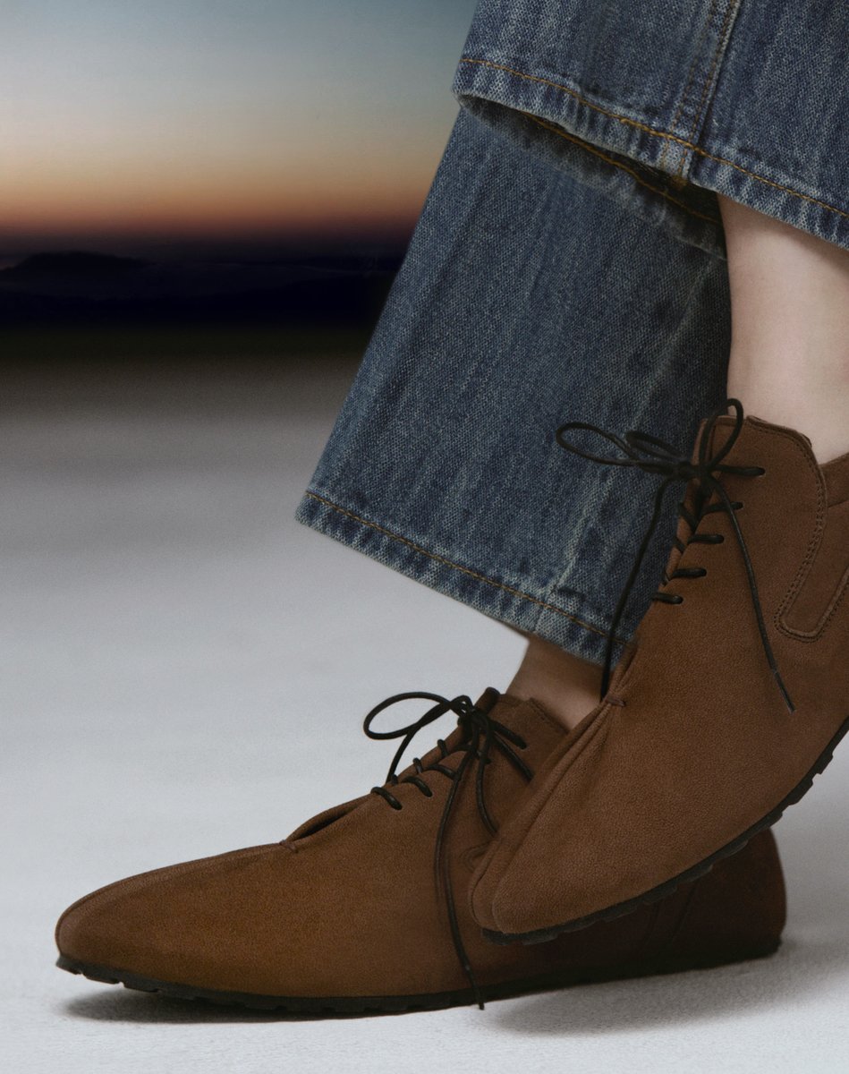 _adererror's tweet image. キャンディから着想を得たシワディテールやグラフィック、パターンまで。

26SS 第2弾ローンチアイテムを、ADERERRORの公式オンラインストアおよびオフラインストアにてご覧ください。

#ADERERROR