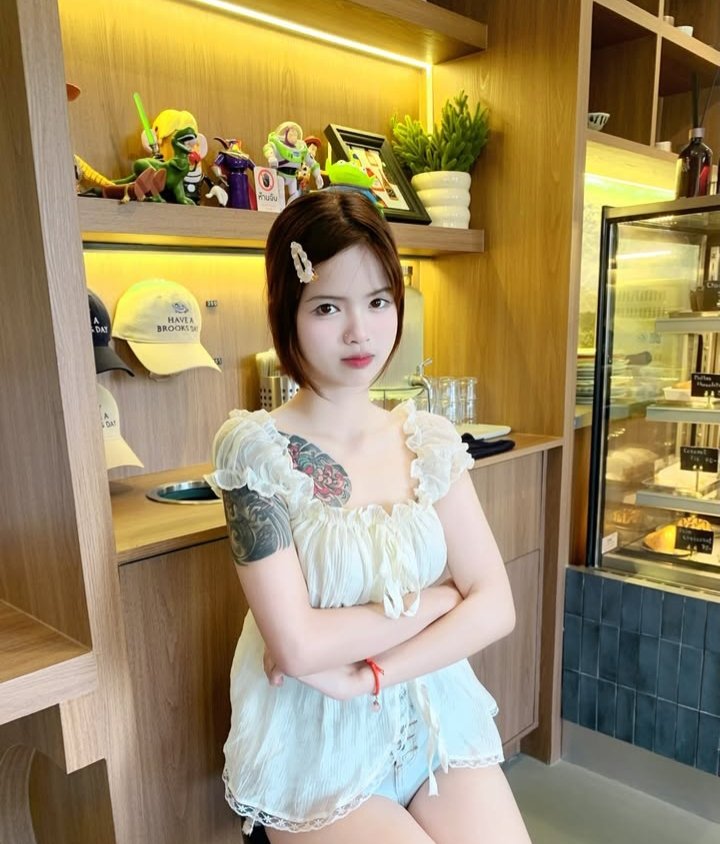 Nampuengross's tweet photo. สาวเพชรบูรณ์ https://t.co/FejKdqbDqY