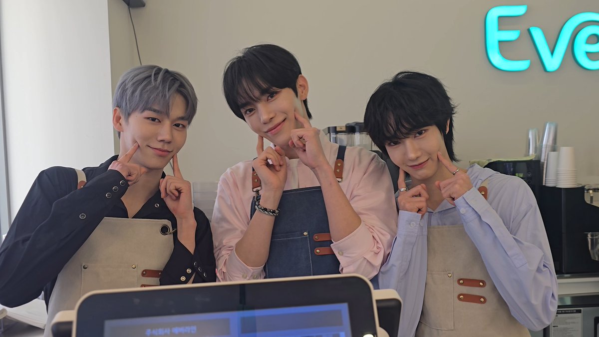etoile0122's tweet photo. https://t.co/HNfDUrIcRv