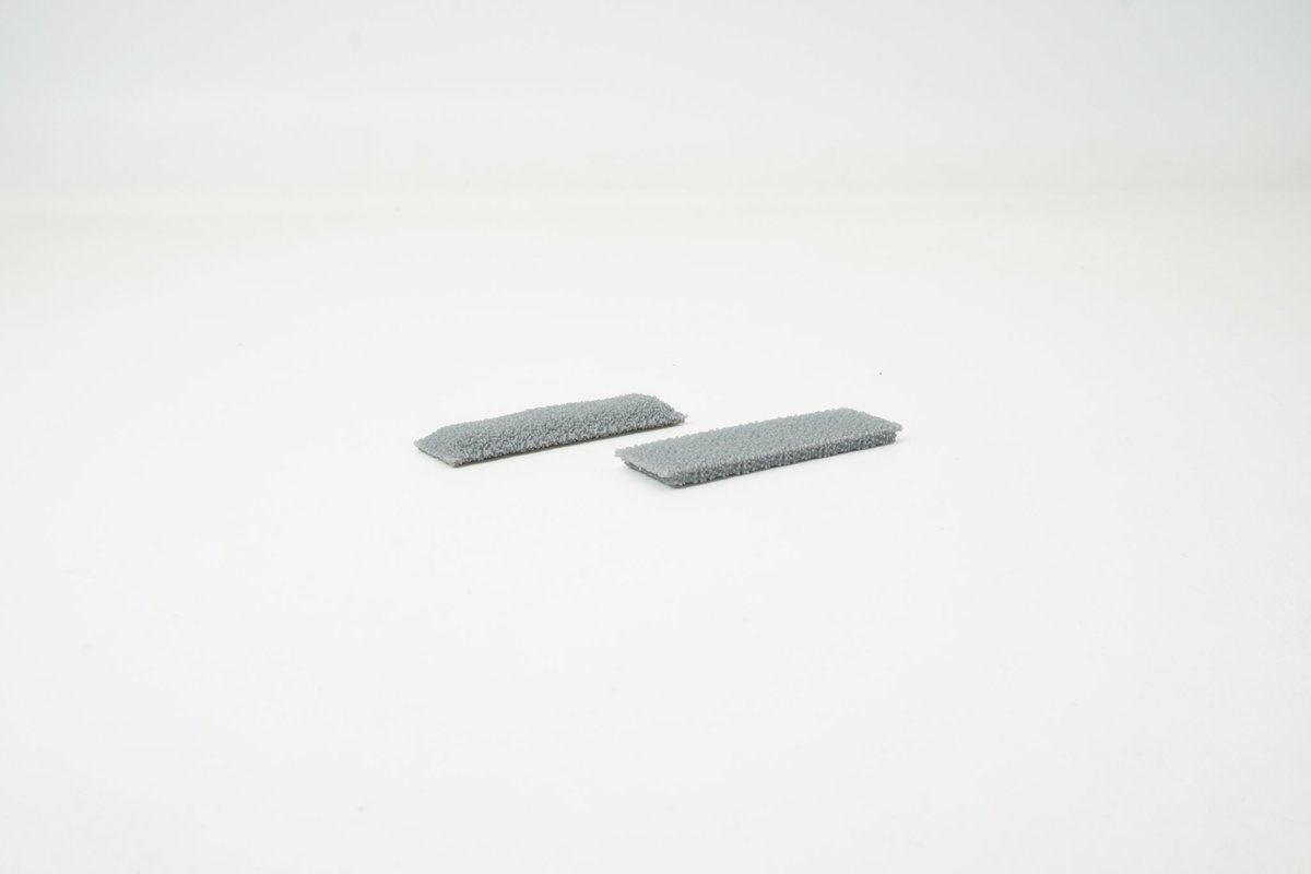 Kofumodel's tweet photo. 新製品のホキ800積荷のご案内です。

製品は、TOMIX製ホキ800に合わせており、ホッパーに乗せるだけで、お手軽に積載状態を再現できます。

灰色の樹脂なので、塗装せずそのまま使用できます。

形状は、東の平たくならしたタイプと、西なのどの山積みタイプの2種類を用意しました。

みんな買ってね。 https://t.co/Uq3TsUNInB