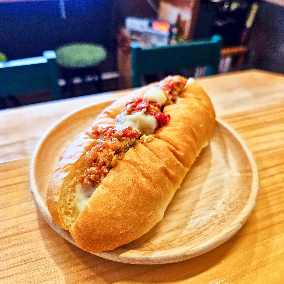 自家製パンで
ミートボールサンド
～お昼ごはん～