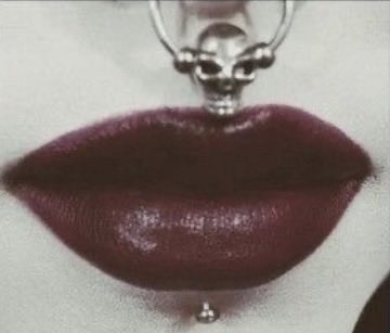 bab0oshka tweet media